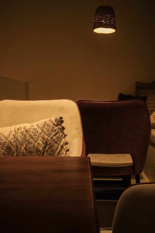 Tips for Creating a Cosy and Inviting Living Room Space